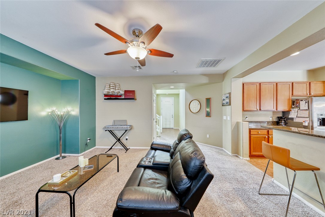 10553 Cave Ridge Street Las Vegas, NV 89179 - Photo 9 of 43 Gallery Image 9