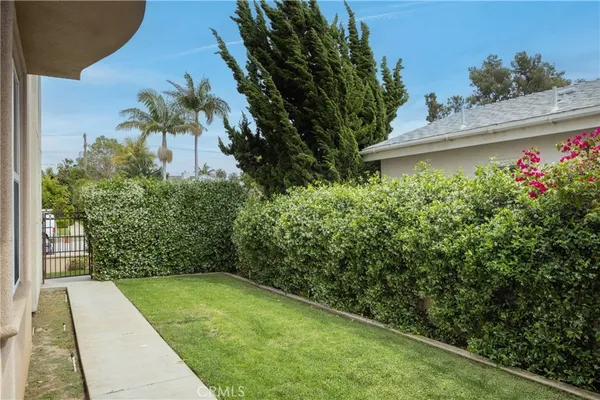 $1,895,000 | 1905 Colby Avenue, Los Angeles, CA 90025