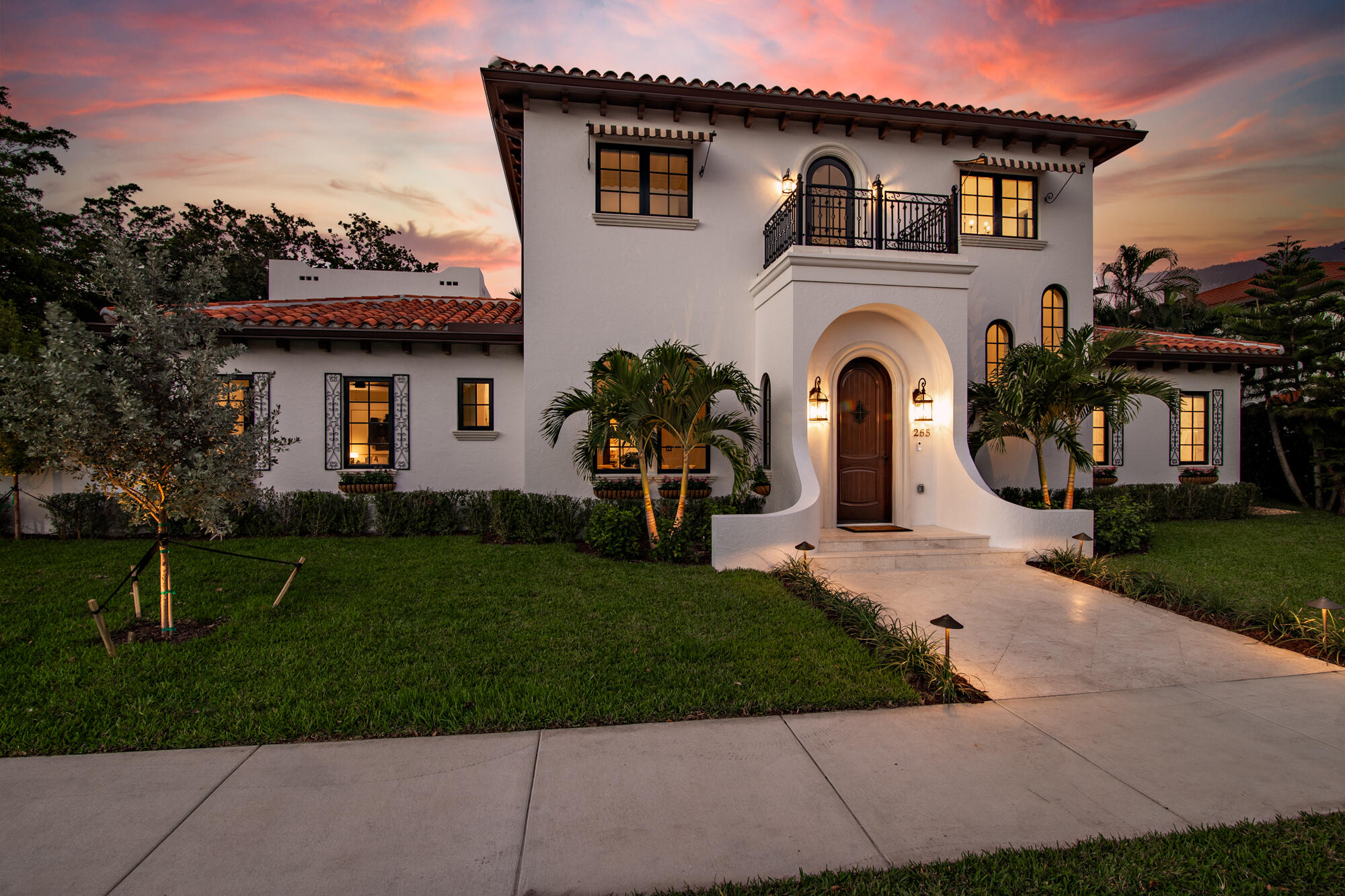 265 Marlborough Road West Palm Beach, FL 33405 - Photo 76 of 76 Front Exterior