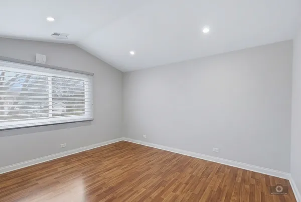 $299,900 | 1612 Warwick Court, Unit A2, Wheeling, IL 60090