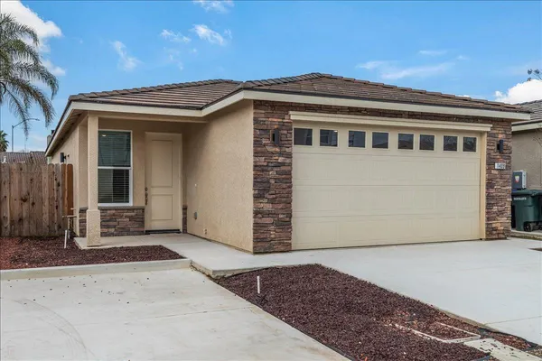 $429,000 | 1409 Villa Way, Modesto, CA 95351