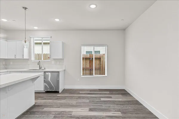 $429,000 | 1409 Villa Way, Modesto, CA 95351