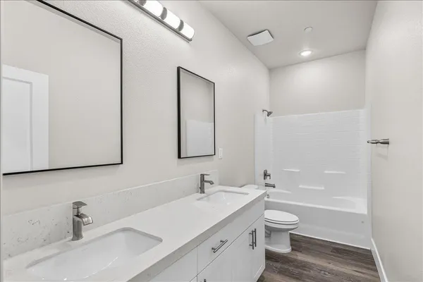 $429,000 | 1409 Villa Way, Modesto, CA 95351