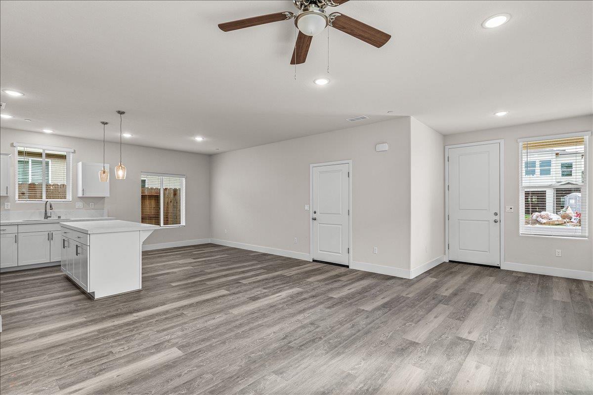 1409 Villa Way Modesto, CA 95351 - Photo 10 of 36