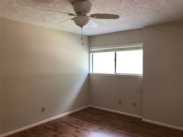 $2,500 | 2434 Hodges Bend Circle, Sugar Land, TX 77479