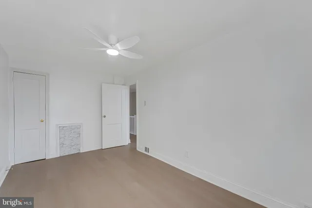 a view of empty room