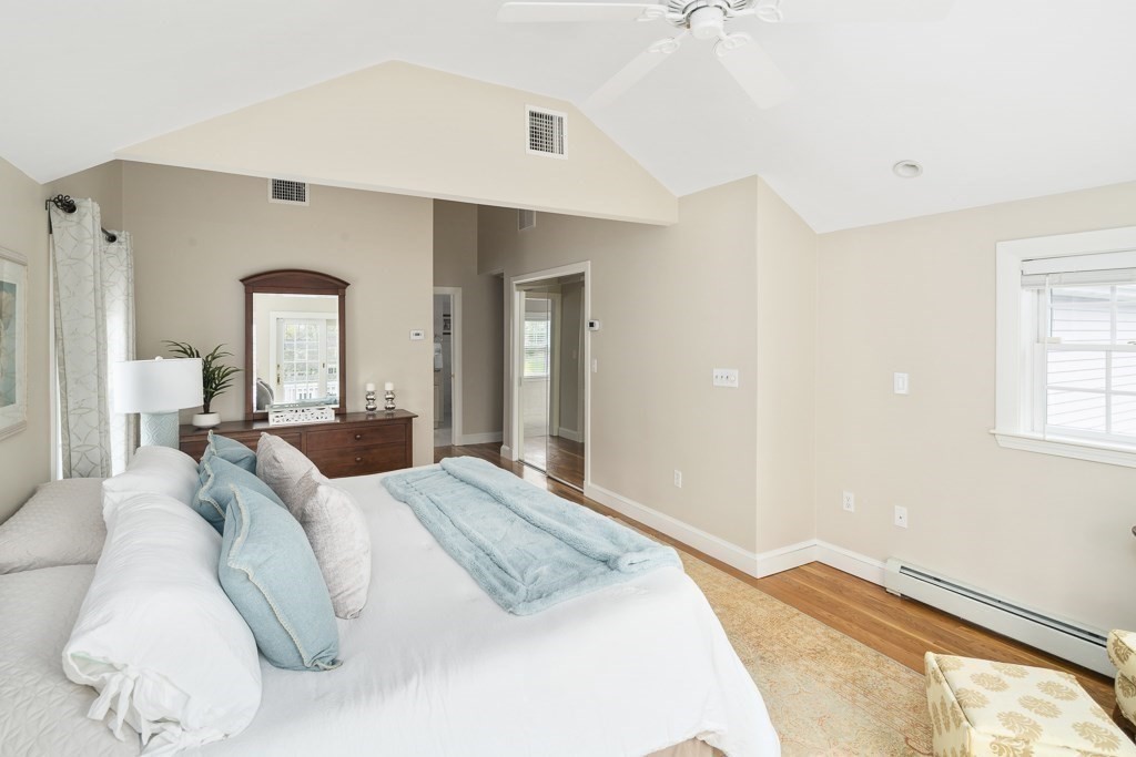 21 Leslie Road Winchester, MA 01890 - Photo 17 of 38