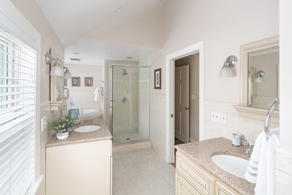 21 Leslie Road Winchester, MA 01890 - Photo 20 of 38