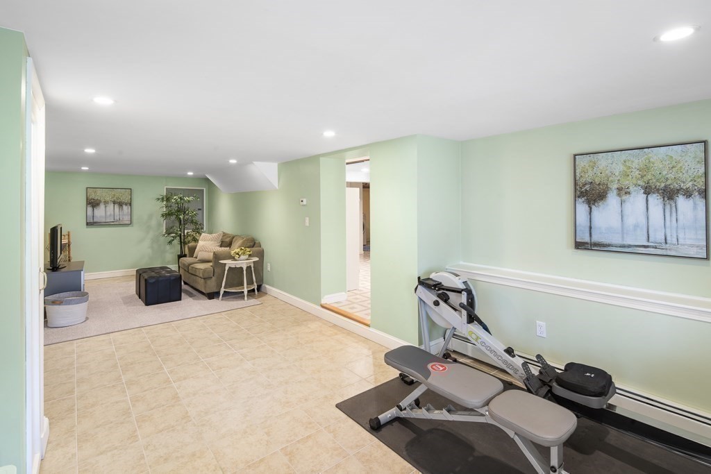 21 Leslie Road Winchester, MA 01890 - Photo 27 of 38