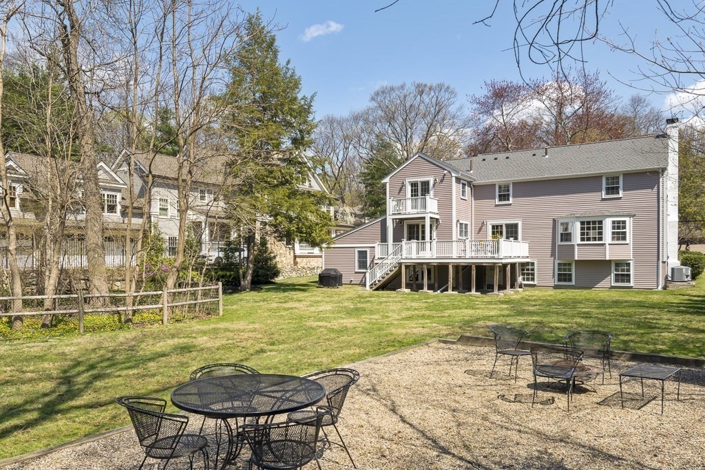 21 Leslie Road Winchester, MA 01890 - Photo 36 of 38