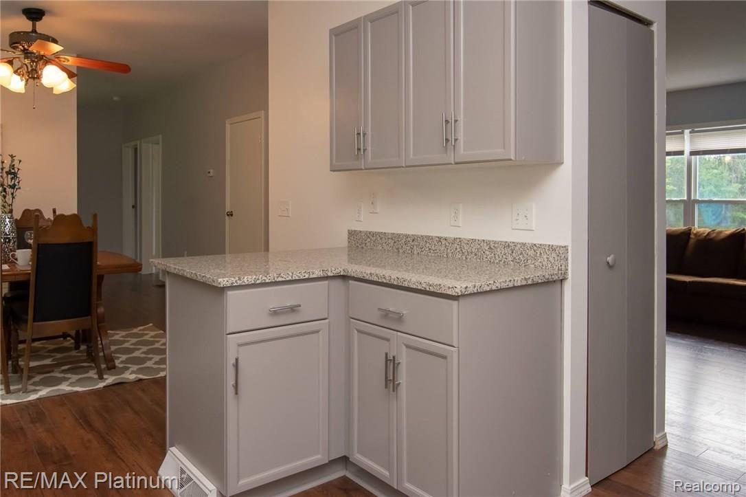 8898 Dwyer Road Howell, MI 48855 - Photo 11 of 52 kit2.jpg