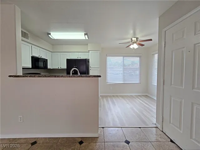 $1,195 | 5196 Mandalay Springs Drive, Unit 104, Las Vegas, NV 89120