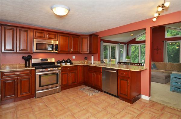 18 Red Coat Road Framingham, MA 01701 - Photo 1 of 24 Gallery Image 1