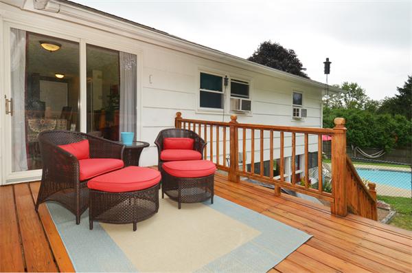 18 Red Coat Road Framingham, MA 01701 - Photo 6 of 24 Gallery Image 6