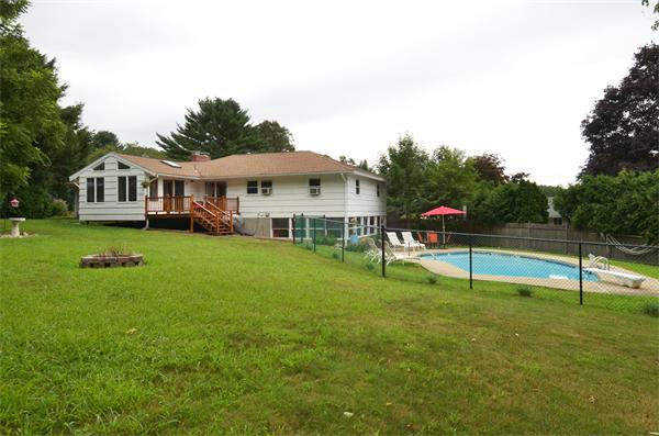 18 Red Coat Road Framingham, MA 01701 - Photo 7 of 24 Gallery Image 7