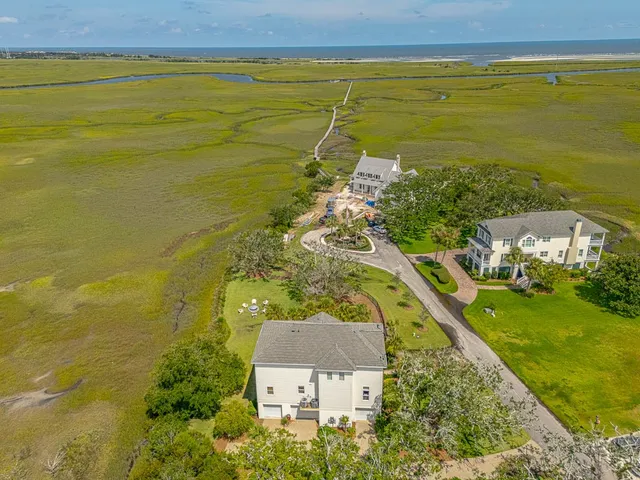 $2,500,000 | 295-299 McIntosh Avenue, St. Simons Island, GA 31522