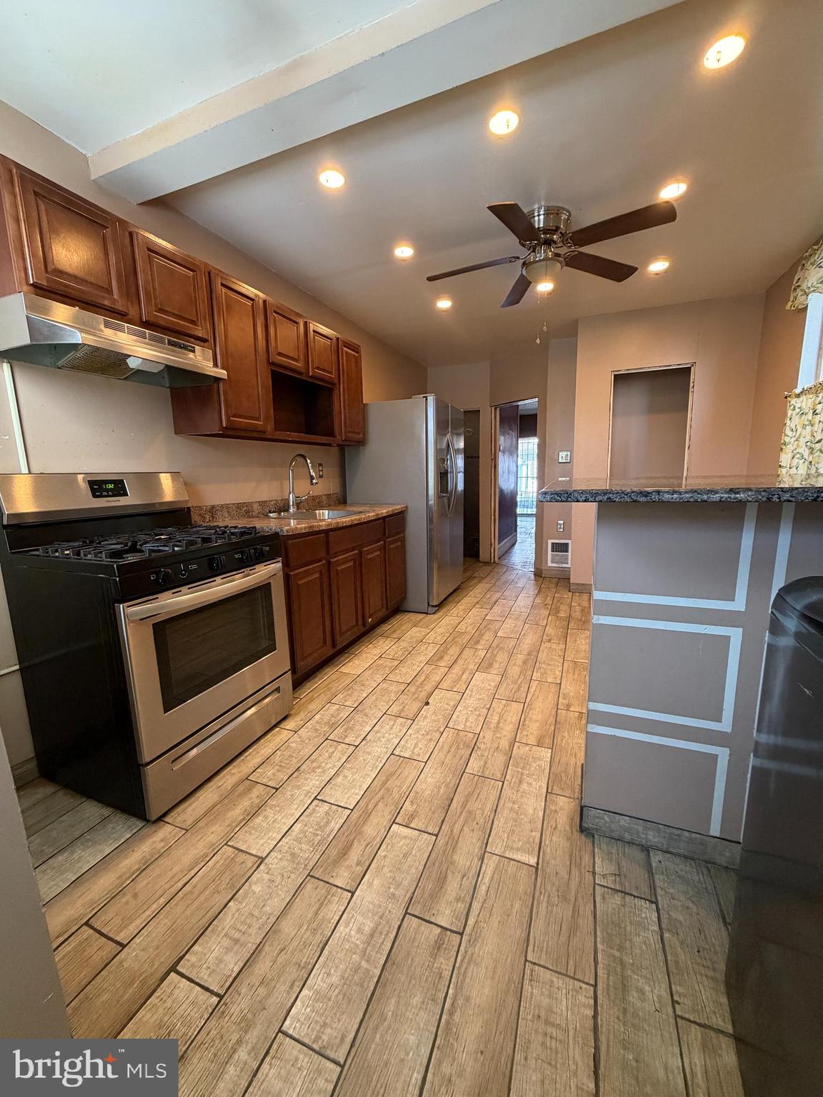 4815 Palethorp Street Philadelphia, PA 19120 - Photo 4 of 17