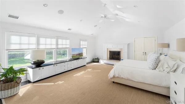 $90,000 | 14 West Hills Court, Southampton, NY 11968