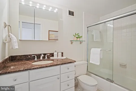 $599,500 | 2555 Pennsylvania Avenue Northwest, Unit 407, Washington, DC 20037