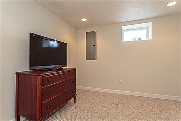 96 Cambridge Road Woburn, MA 01801 - Photo 13 of 13 Gallery Image 13