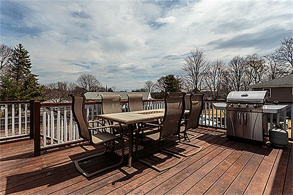 96 Cambridge Road Woburn, MA 01801 - Photo 4 of 13 Gallery Image 4
