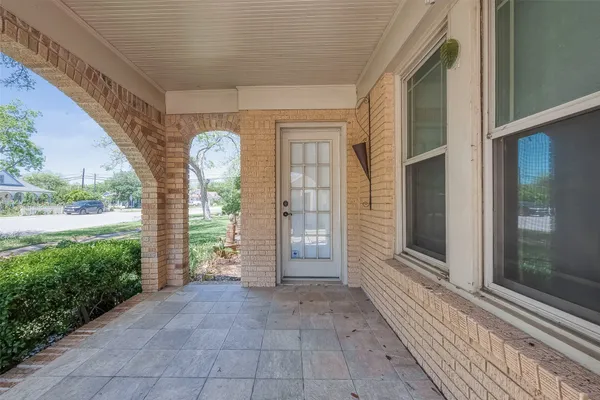 $2,000 | 1309 2nd Street, Rosenberg, TX 77471