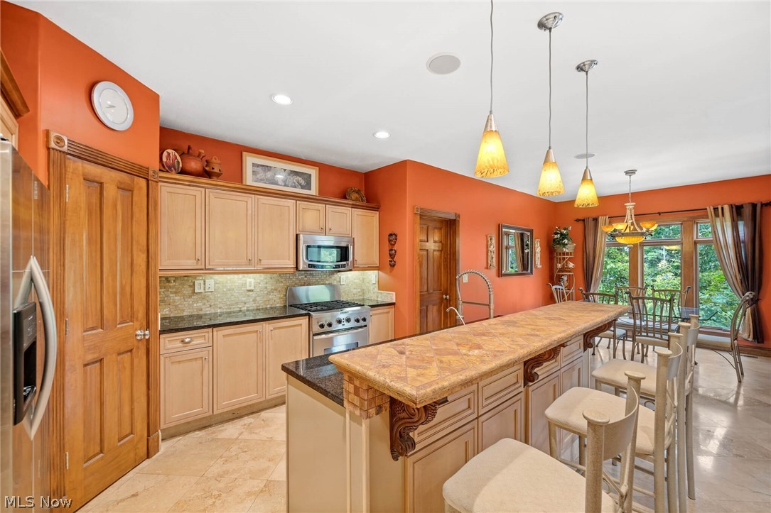 4240 Ellsworth Road Stow, OH 44224 - Photo 6 of 30 Gallery Image 6