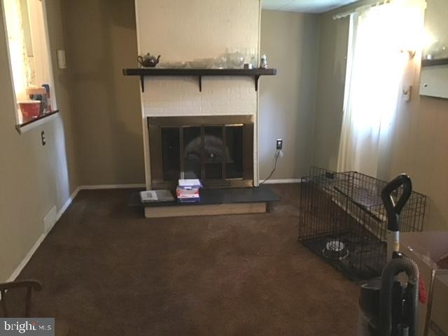 249 Sycamore Road Elkton, MD 21921 - Photo 11 of 21 Sitting Room