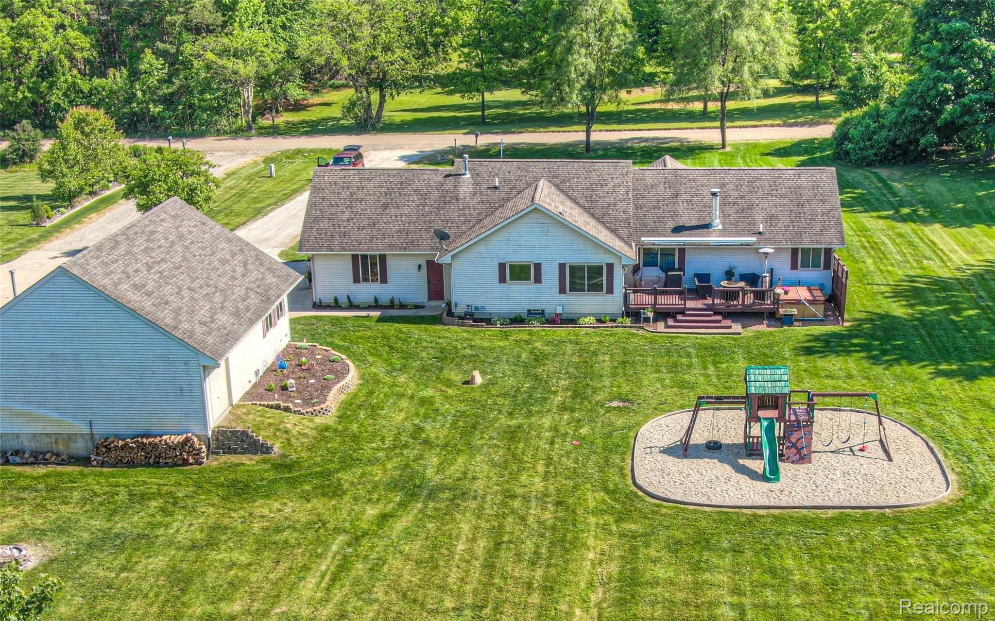 2828 Granger Road Oxford, MI 48371 - Photo 36 of 45 -10.jpg