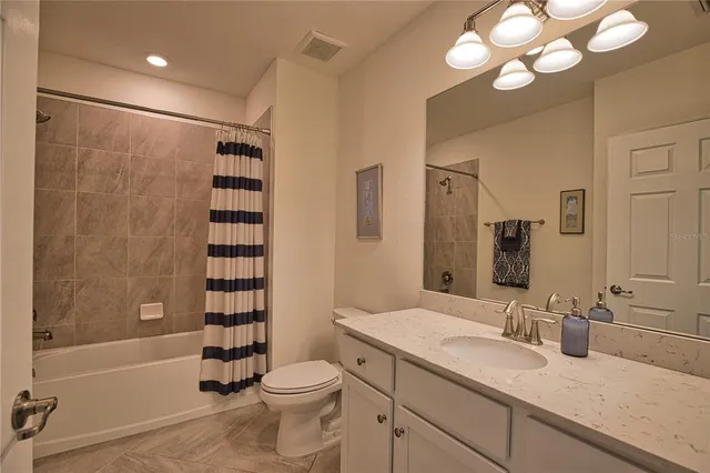 $339,900 | 10042 Crooked Creek Drive, Unit 102, Venice, FL 34293