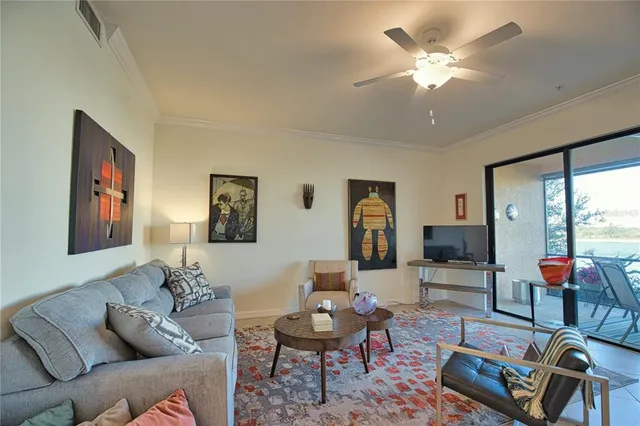 $339,900 | 10042 Crooked Creek Drive, Unit 102, Venice, FL 34293