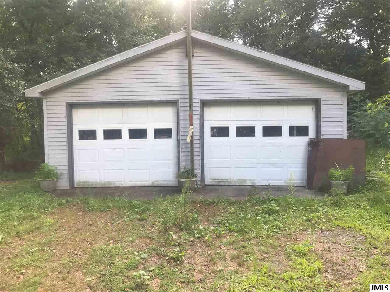 8624 Lansing Avenue Rives Junction, MI 49277 - Photo 3 of 12 Photo 3
