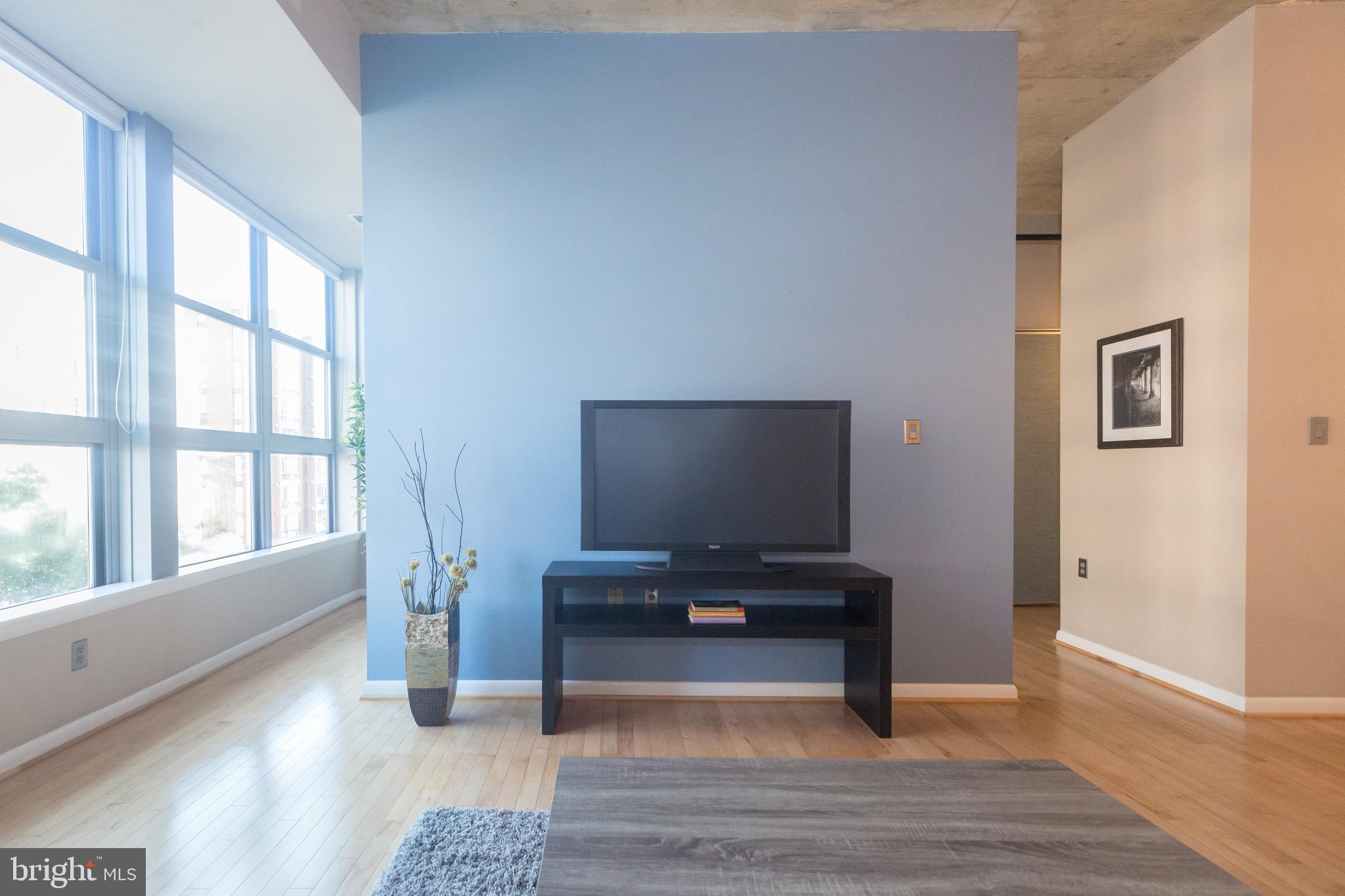1300 N Street Northwest, Unit 403 Washington, DC 20005 - Photo 16 of 37