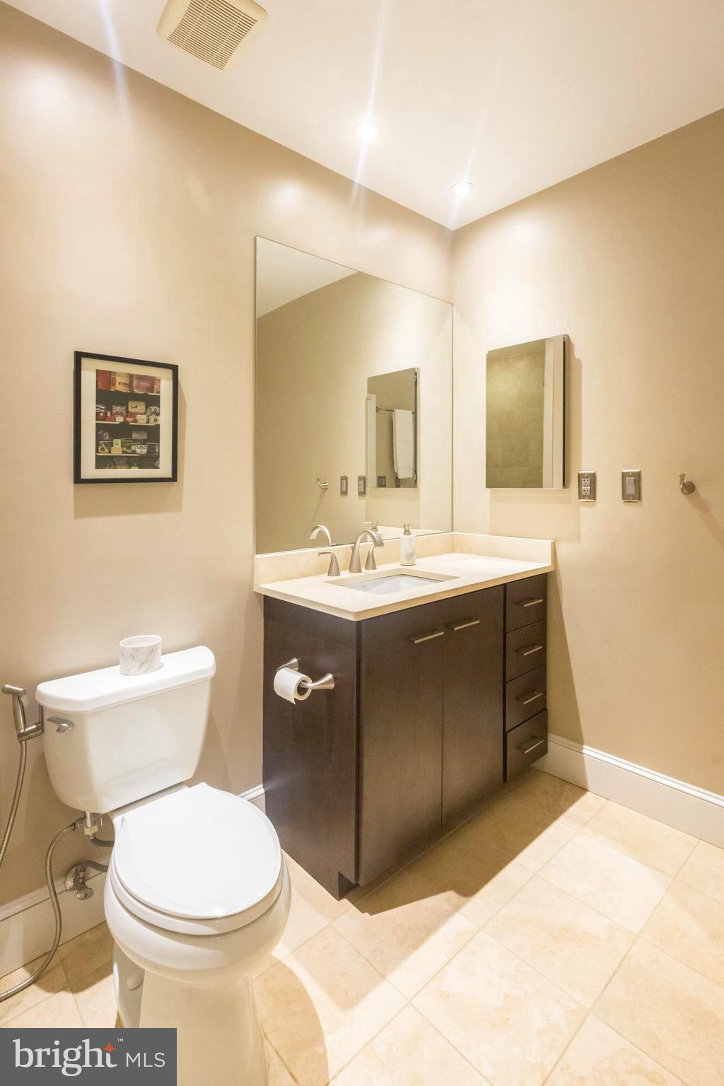 1300 N Street Northwest, Unit 403 Washington, DC 20005 - Photo 22 of 37