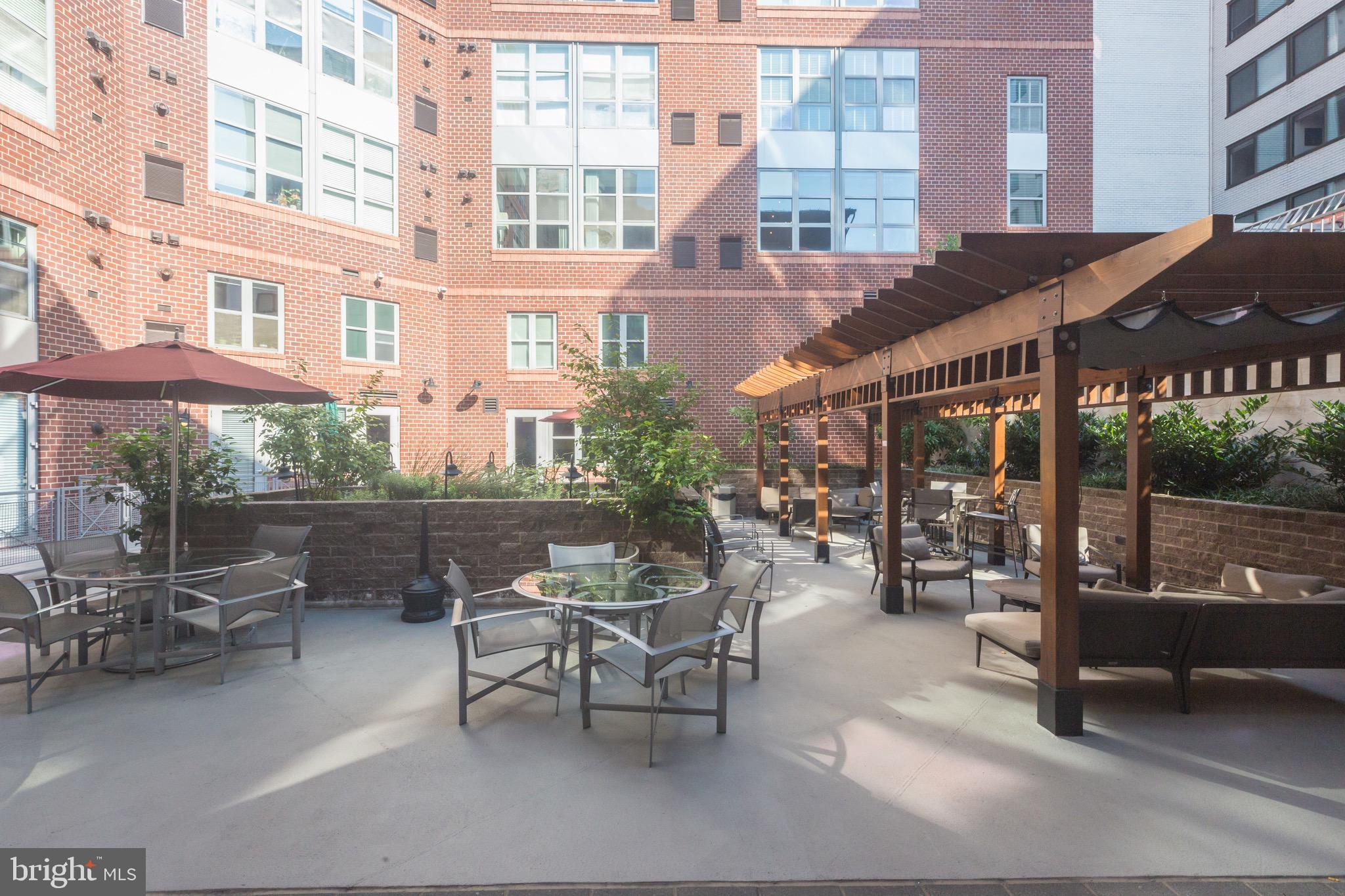 1300 N Street Northwest, Unit 403 Washington, DC 20005 - Photo 37 of 37