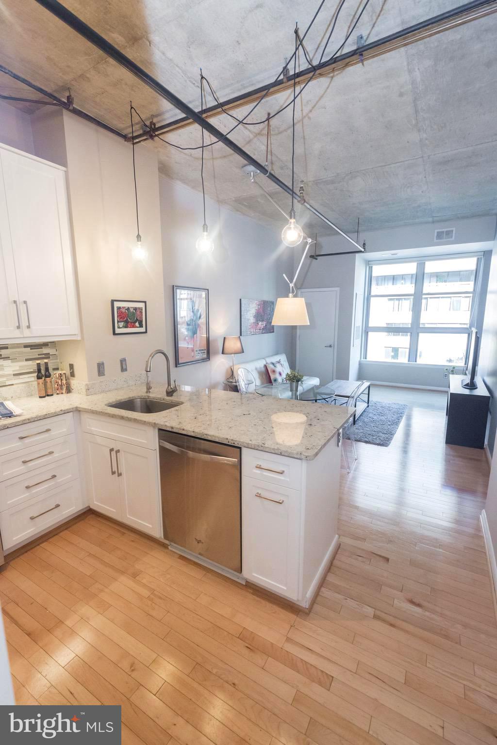 1300 N Street Northwest, Unit 403 Washington, DC 20005 - Photo 5 of 37