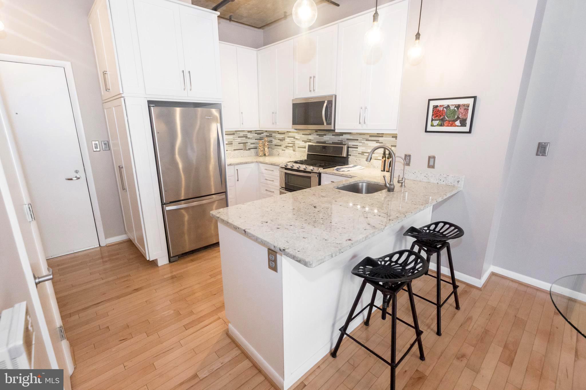 1300 N Street Northwest, Unit 403 Washington, DC 20005 - Photo 8 of 37 Custom Kitchen Renovation! Best in the Radius!