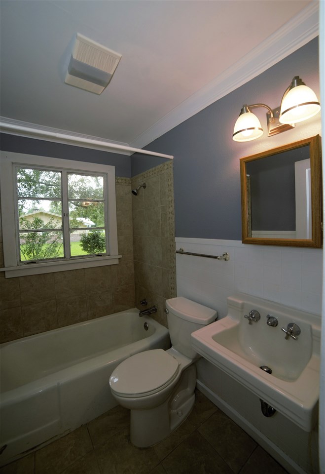 315 West Marigold Avenue Foley, AL 36535 - Photo 18 of 28 Master Bath