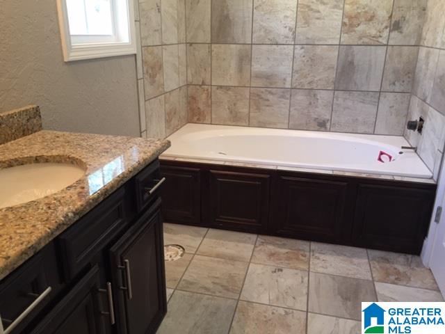 1009 Southeast Groves Pass Weaver, AL 36277 - Photo 16 of 21