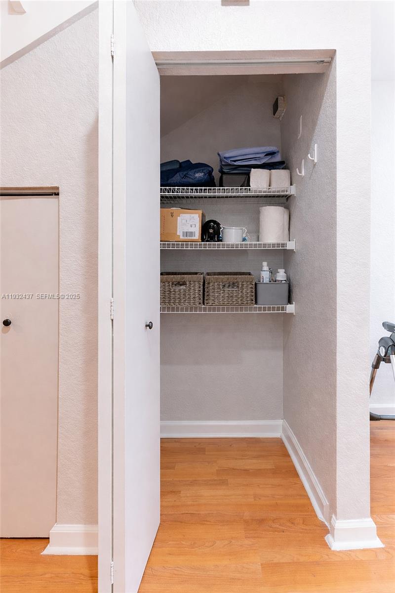 59 Southeast 3rd Avenue Hallandale Beach, FL 33009 - Photo 9 of 35