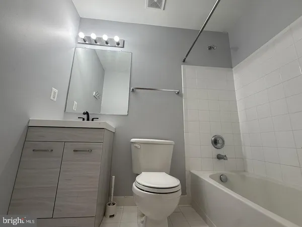 $1,600 | 15670 Mendoza Lane, Woodbridge, VA 22191