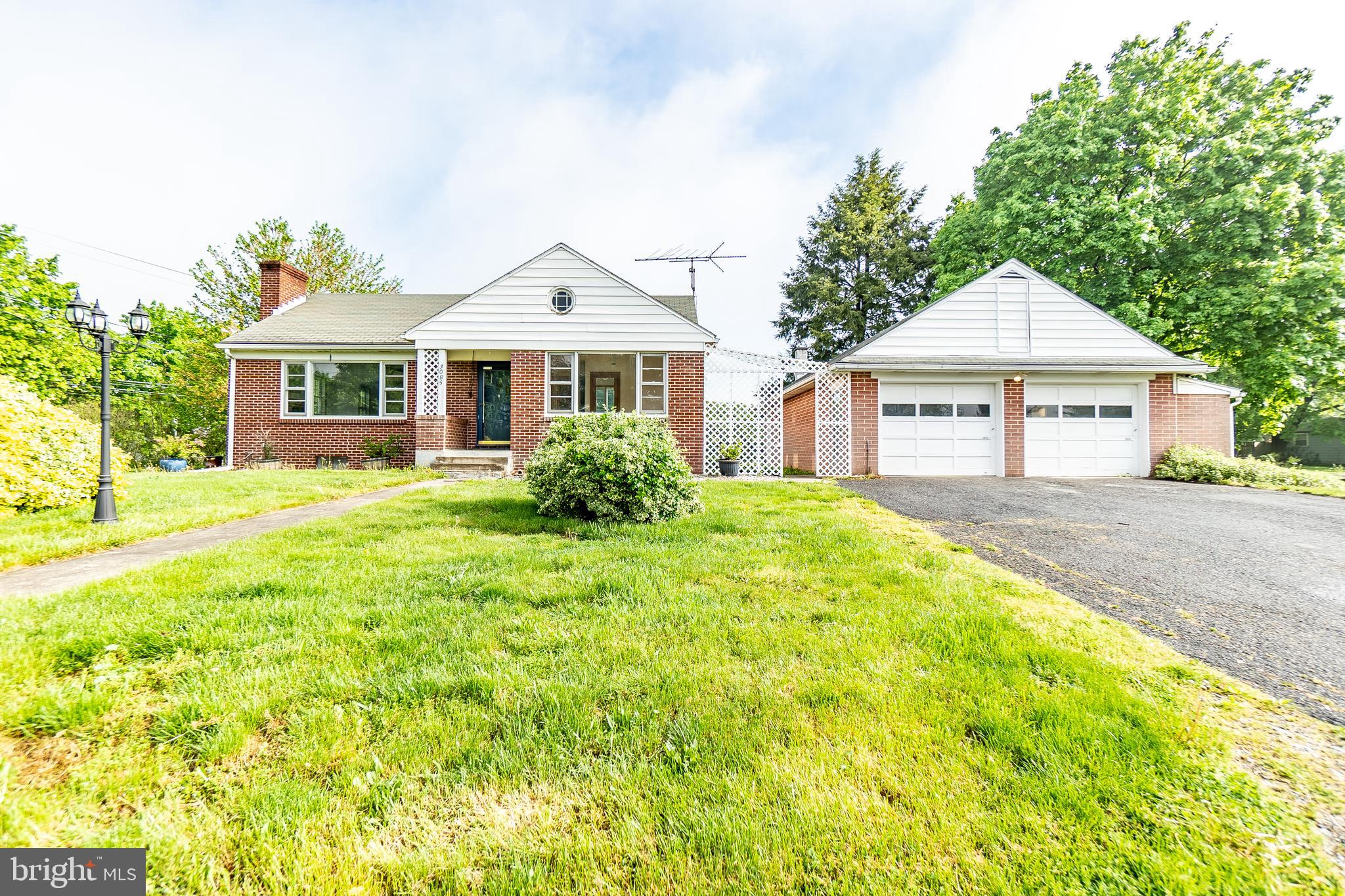 3085 Spring Road Carlisle, PA 17013 - Photo 1 of 38 Gallery Image 1