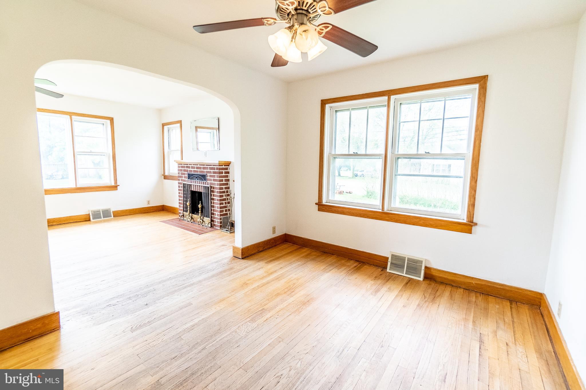 3085 Spring Road Carlisle, PA 17013 - Photo 12 of 38 Gallery Image 12