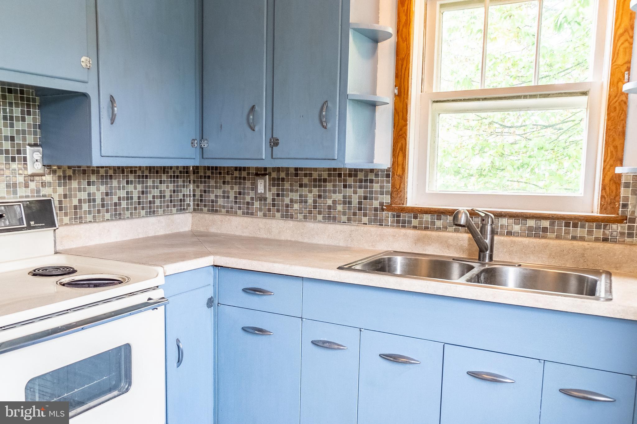 3085 Spring Road Carlisle, PA 17013 - Photo 14 of 38 Gallery Image 14