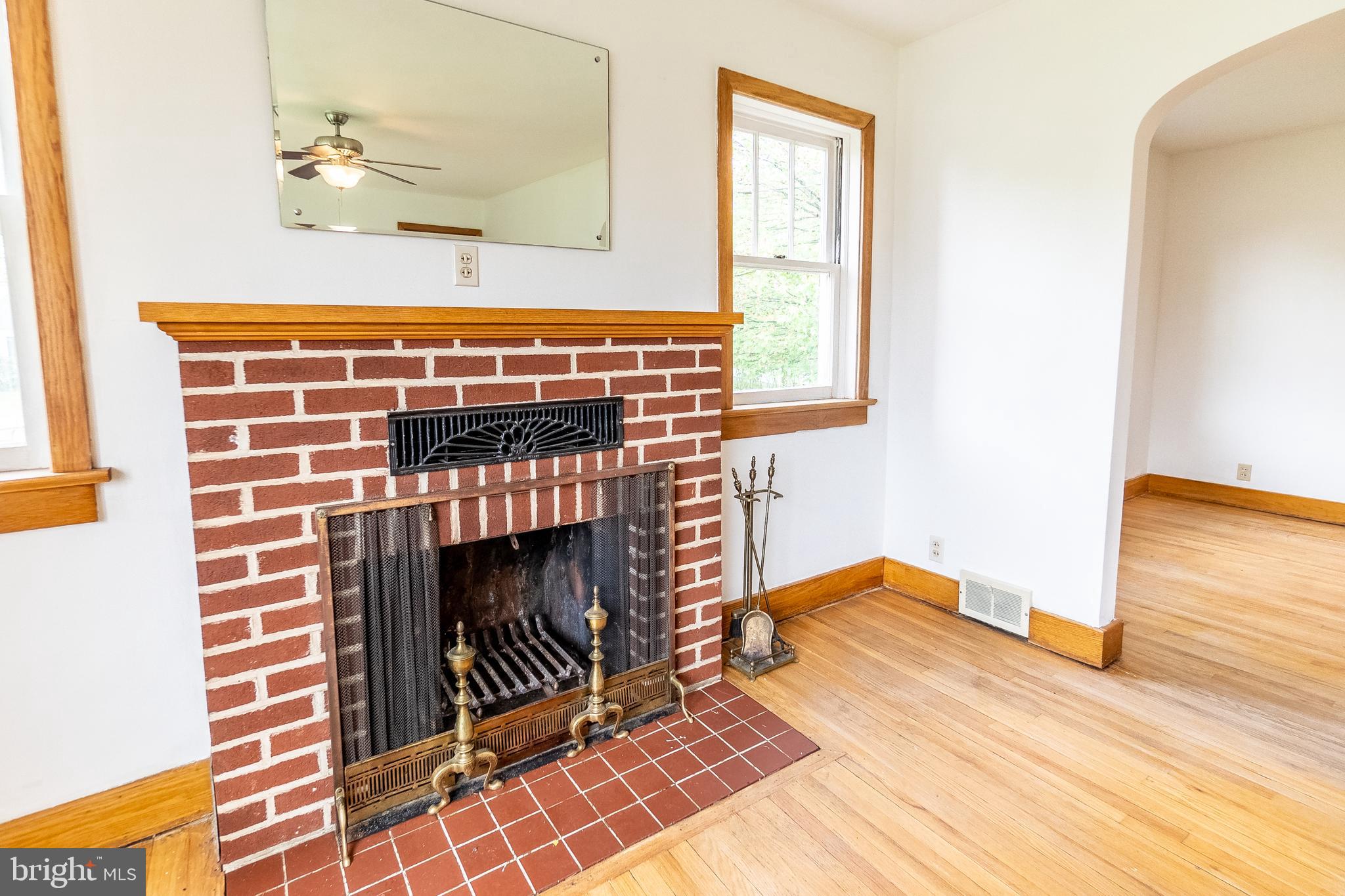 3085 Spring Road Carlisle, PA 17013 - Photo 10 of 38 Gallery Image 10