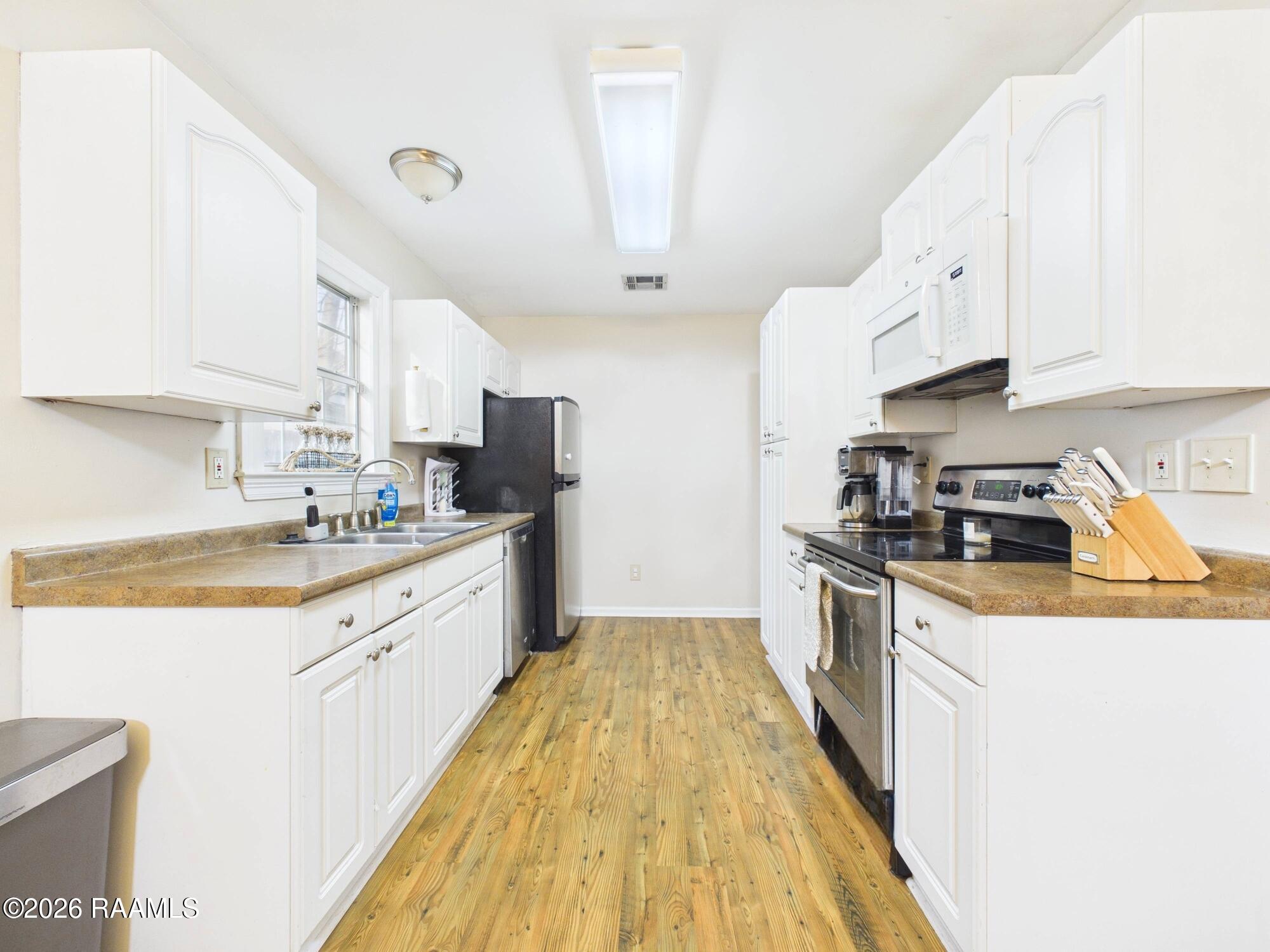 116 Earline Drive Lafayette, LA 70506 - Photo 9 of 27 CAM06261G6-PR0035-STILL011