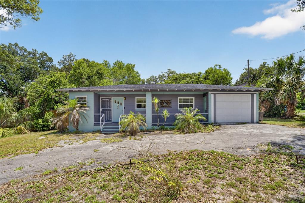 129 Colomba Road DeBary, FL 32713 - Photo 2 of 30