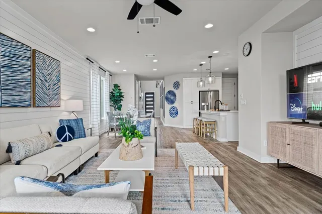 $2,750 | 6508 Velvet Leaf Lane, Buda, TX 78610