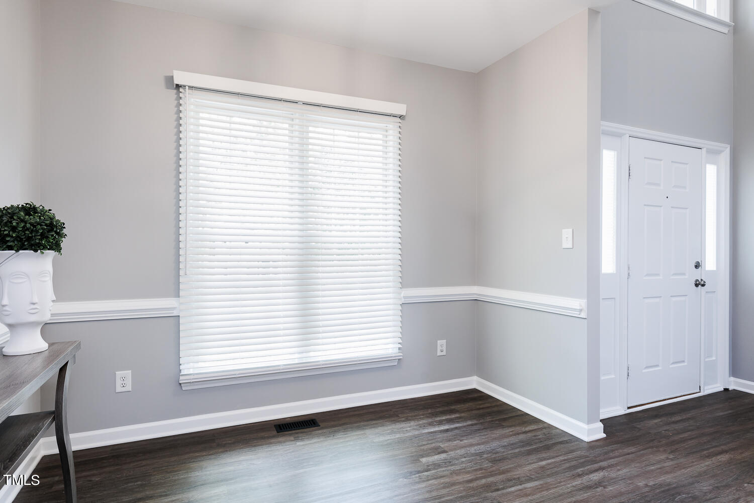 5120 Fairmead Circle-17