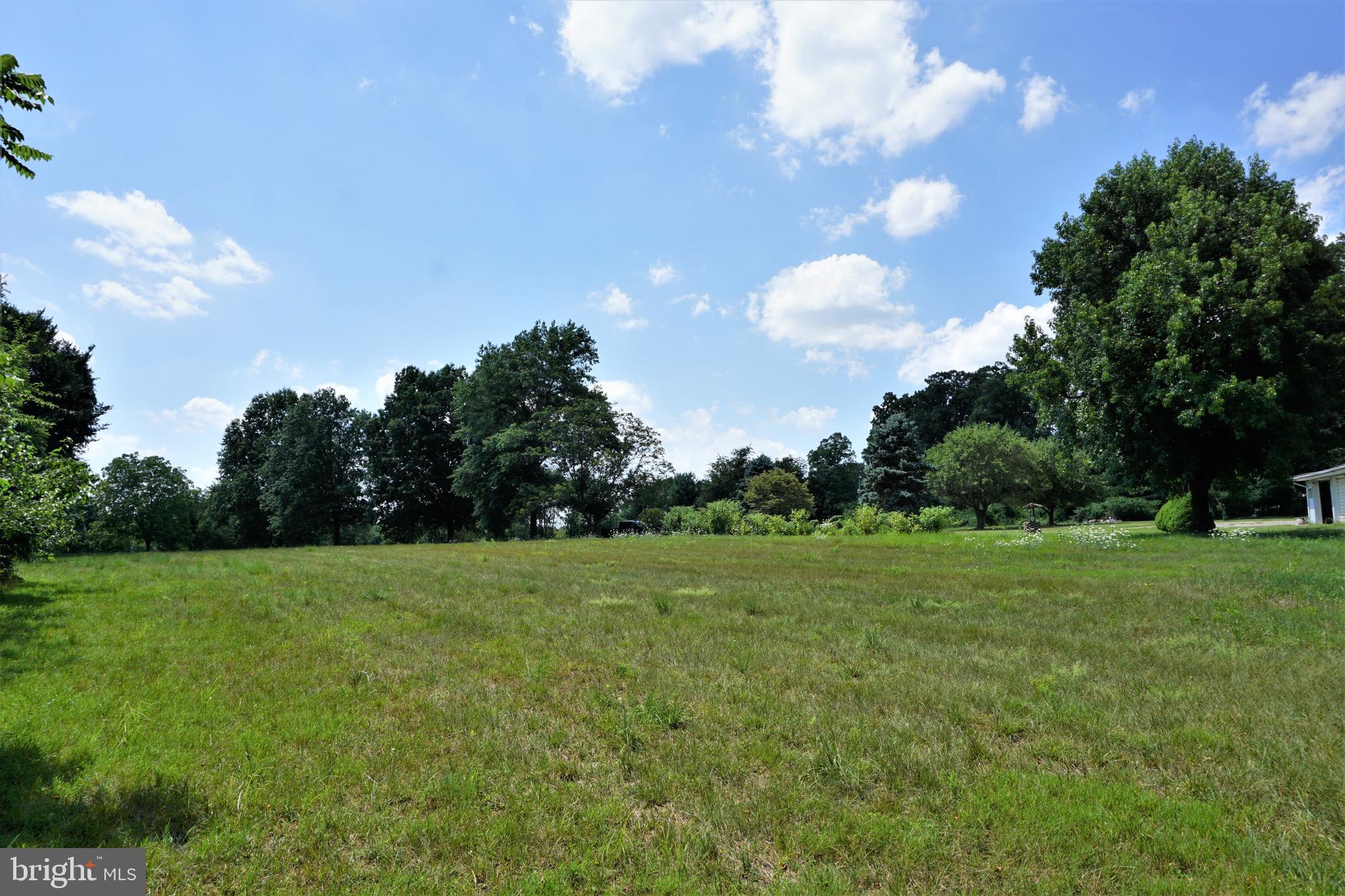 325 Ness Road York, PA 17402 - Photo 21 of 43 Gallery Image 21